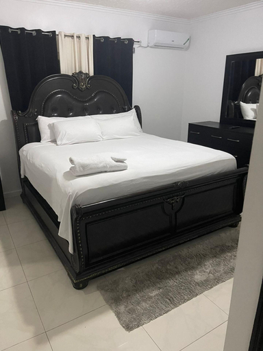 Bedroom 2, Impeccable 2-bed Apartment in Kingston With Pool