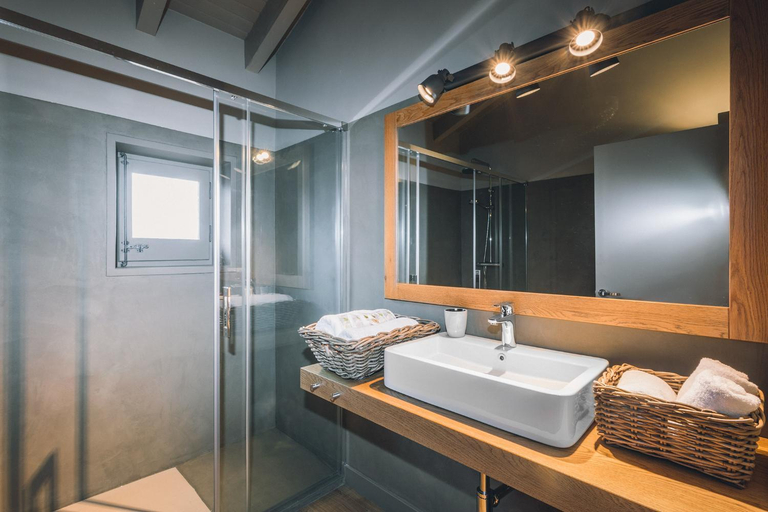 Others 5, Intrepid Hotel Rural - Adults Only, Lleida