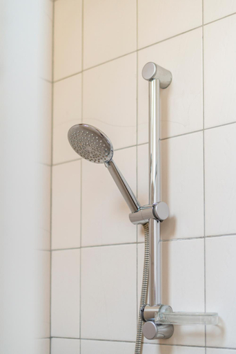 Bathroom 4, Elckerlyck Inn Hotel, West-Vlaanderen