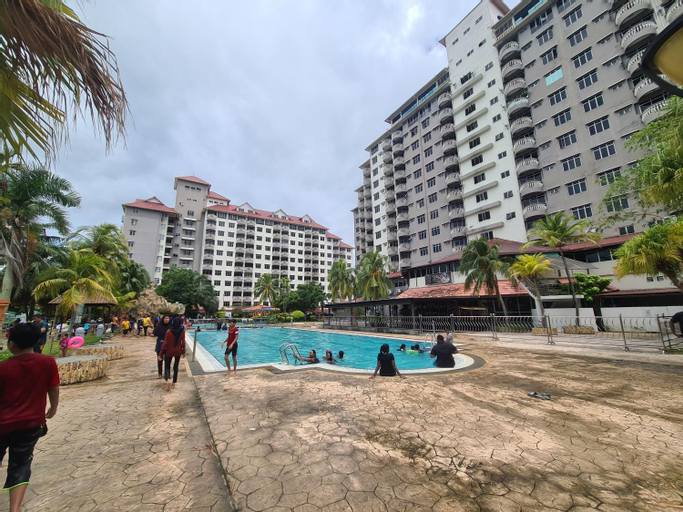 GLORY BEACH RESORT PORT DICKSON #FULL SEAVIEW, Port Dickson