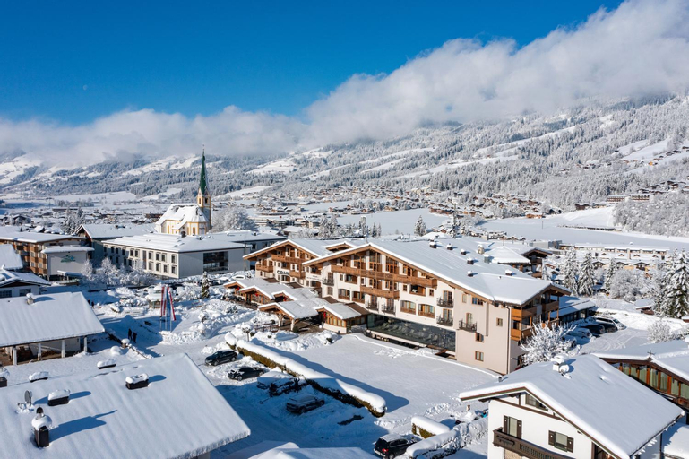 Hotel & Spa Sonne 4 Sterne Superior, Kitzbühel