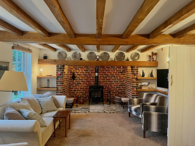 Others 4, Luxury Brick and Flint House in Funtington, West Sussex