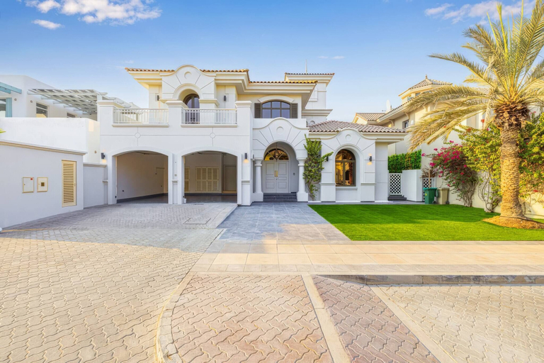 Exterior & Views 2, Villa Sezavi Frond B, Palm Jumeirah, Dubai