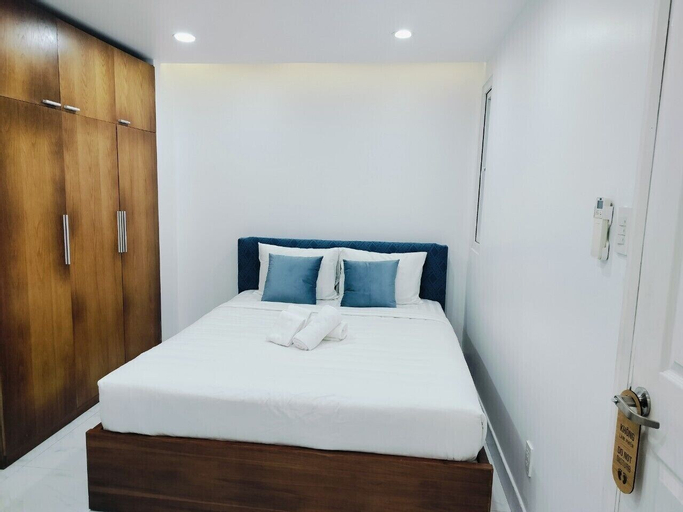 Bedroom 13