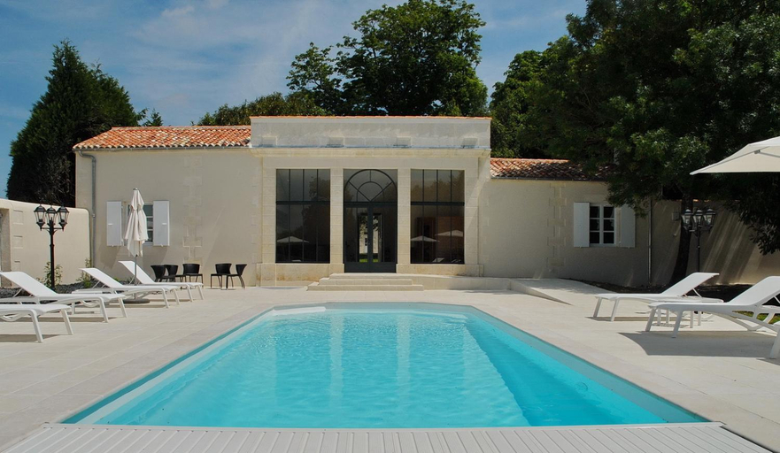 Others 4, Le Logis du Pere, Charente-Maritime