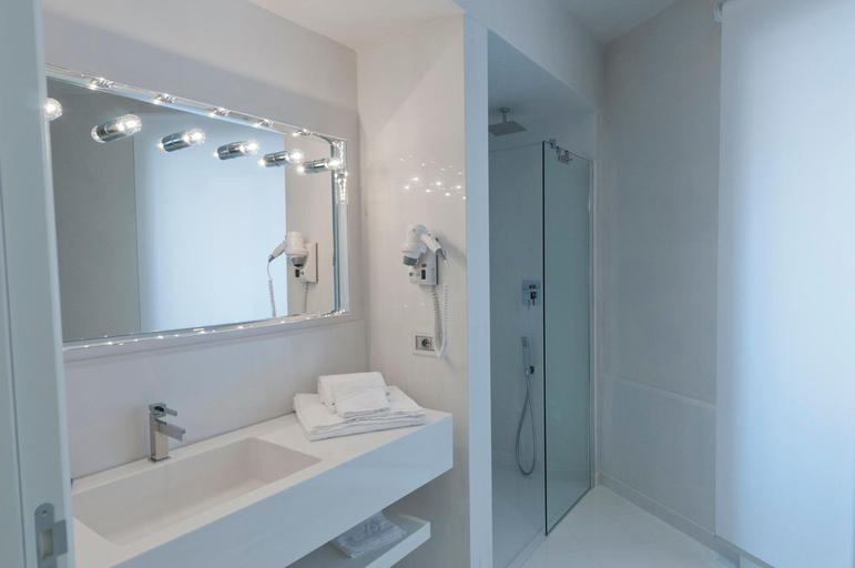 Bathroom 4, Palazzo Favacchio - Patane, Ragusa
