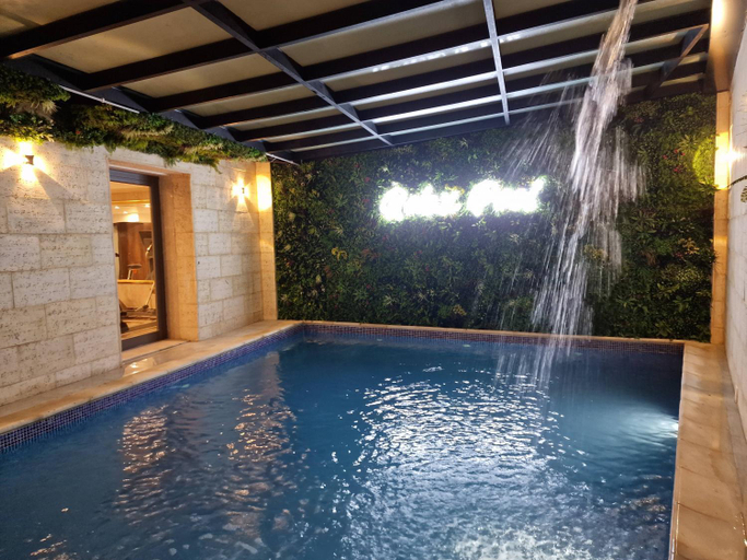 Others 5, Melissa Hotel, Oran