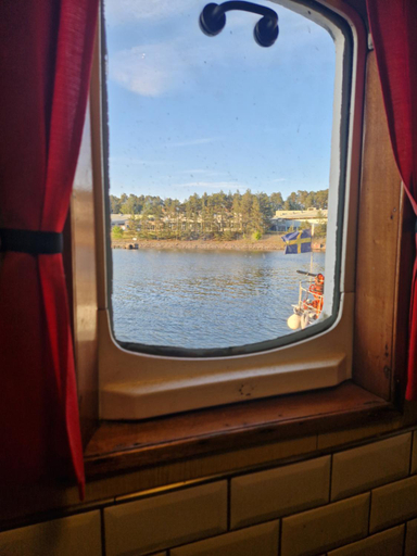 Others 2, Ship Windo, Södertälje