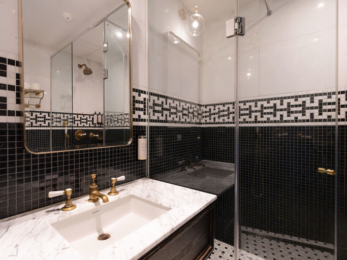 Bathroom 21