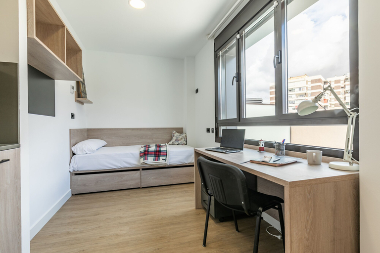 Bedroom 4, Micampus Sinesio Delgado, Madrid