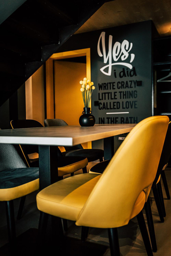 Food & Drinks, Boutique Apartments OLD SCHOOL, Kufstein