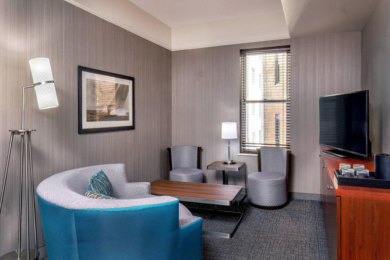 Bedroom 5, Courtyard by Marriott Boston Copley Square, Boston