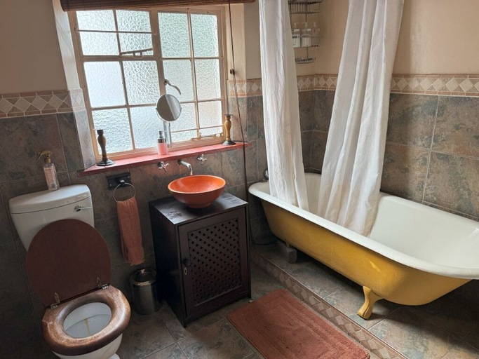 Bathroom, "room in B&B - Adnaan's Secret Garden: Blue Room", City of Johannesburg