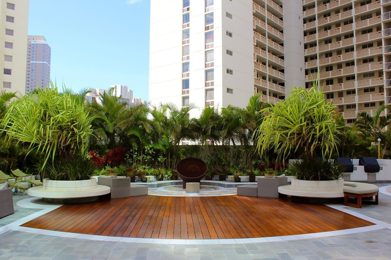 Exterior & Views 2, Allure Waikiki 2 Bedroom Condo by RedAwning, Honolulu