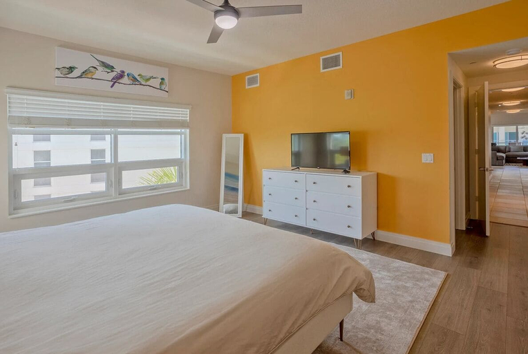 Bedroom 3, Crescent Condos by Beachside Management, Sarasota