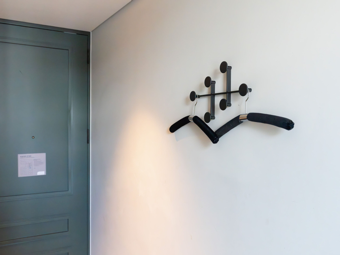 Bathroom 10