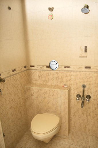 Bathroom 3, Hotel Sunpark Inn, Chennai