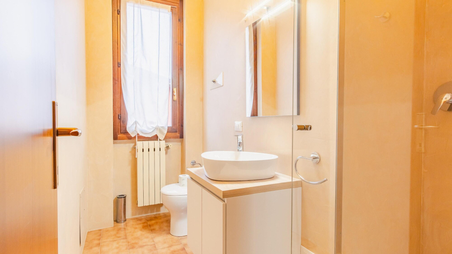 Others 2, Villa Quantum Sole - Italian Homing, Brescia