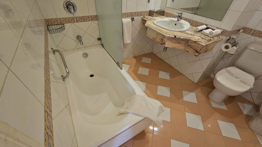 Bathroom 5, Sun Resort & Aqua Park Sharm El Sheikh, Sharm el-Sheikh