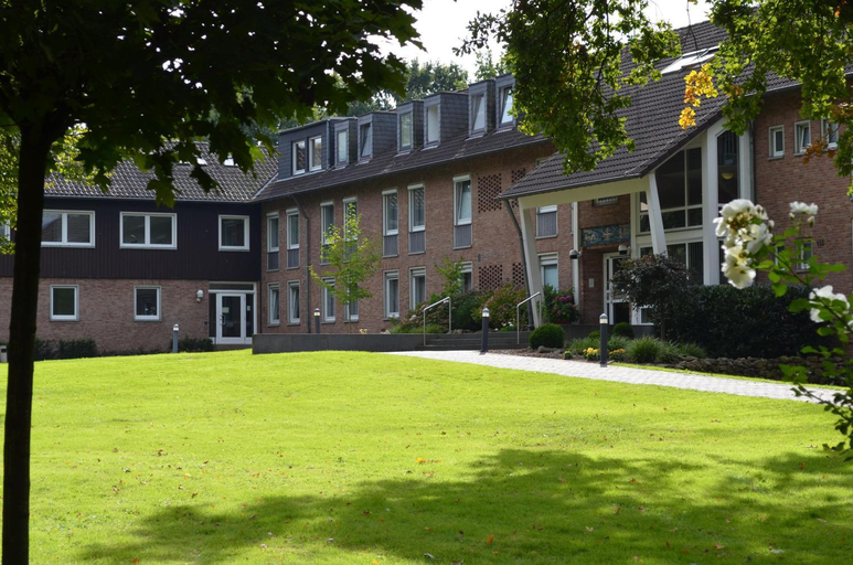 Others, Haus Mariengrund, Münster