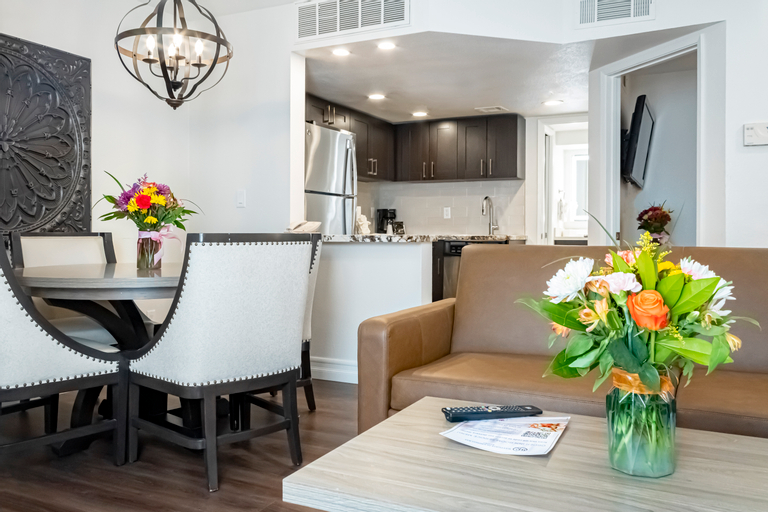 Dining Room 9