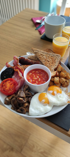 Food & Drinks 5, Chandlers Lodge B&B, Cornwall