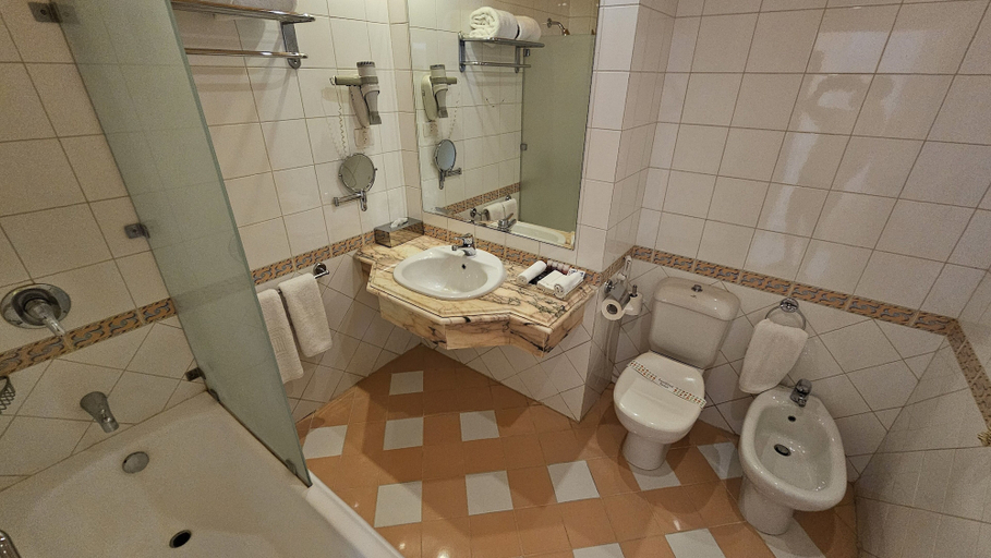 Bathroom 5, Sun Resort & Aqua Park Sharm El Sheikh, Sharm el-Sheikh