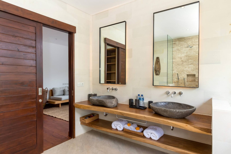 Bathroom 3, Sundance Villa in Umalas Panoramic Rooftop Views, Badung