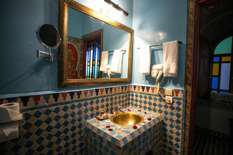 Bathroom, Palais Houyam, Fès