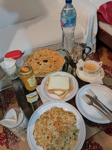 Food & Drinks, Hotel Super Seven, Lahore