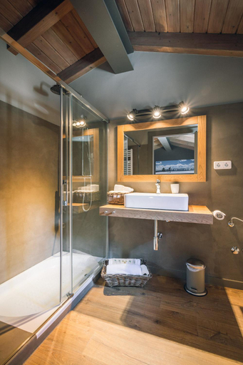 Bathroom, Intrepid Hotel Rural - Adults Only, Lleida