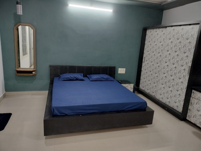 Bedroom 5, Unique Hotel and Stays, Morbi