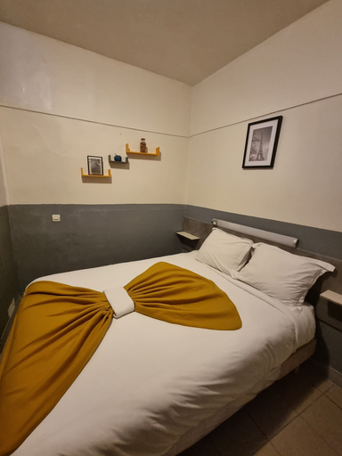 Bedroom 4, Hôtel Aboukir, Paris