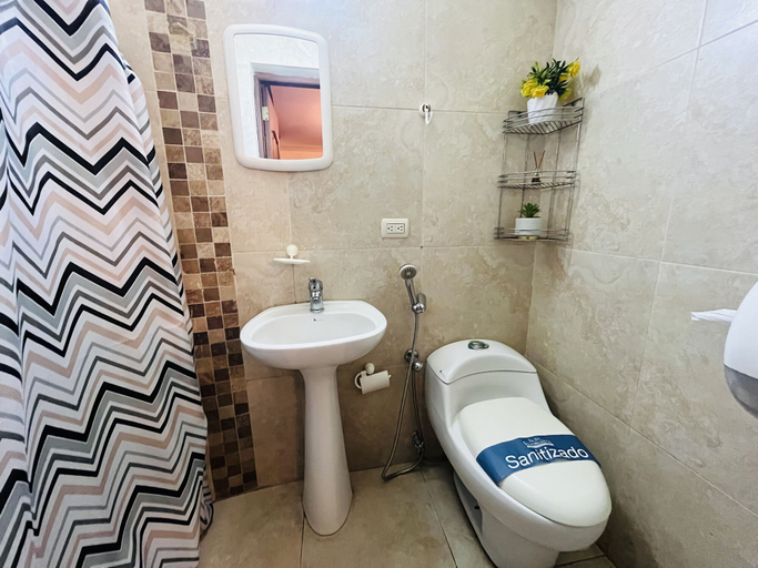 Bathroom, Mega Suite en PB al lado del San Marino, Guayaquil