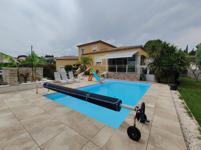 Facilities 3, Chez Aline et Marc, Hérault
