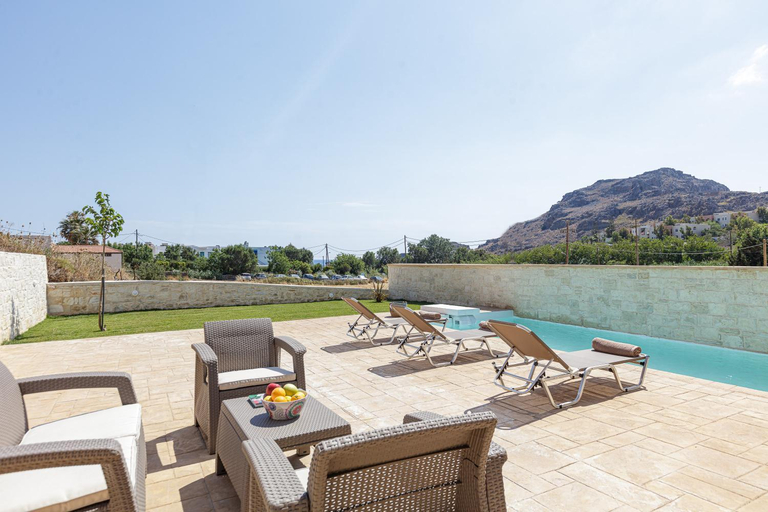 Others 5, Mythos villas, Crete
