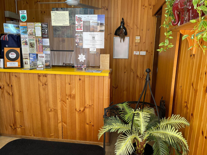 Public Area 4, Country Roads Motor Inn, Narrandera