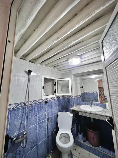 Bathroom, Dar mi yamna, Rabat