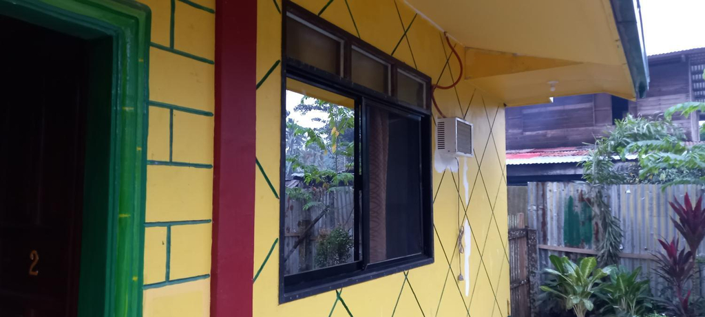 Others 5, Rodel Yellow Hauz, San Vicente