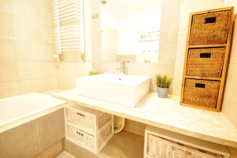 Bathroom 3, HelApart - Helska Villa, Puck