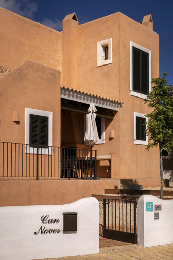 Others 5, CAN NOVES - Villa de 4 suites 35 y 52, Baleares