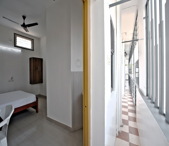 Others 3, Sarvam Lodge, Coimbatore