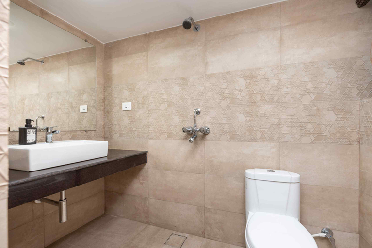 Bathroom 5, Villa Calangute Phase 7, North Goa