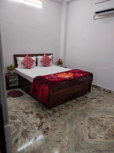 Bedroom 5, Govind Bhawan, Mathura