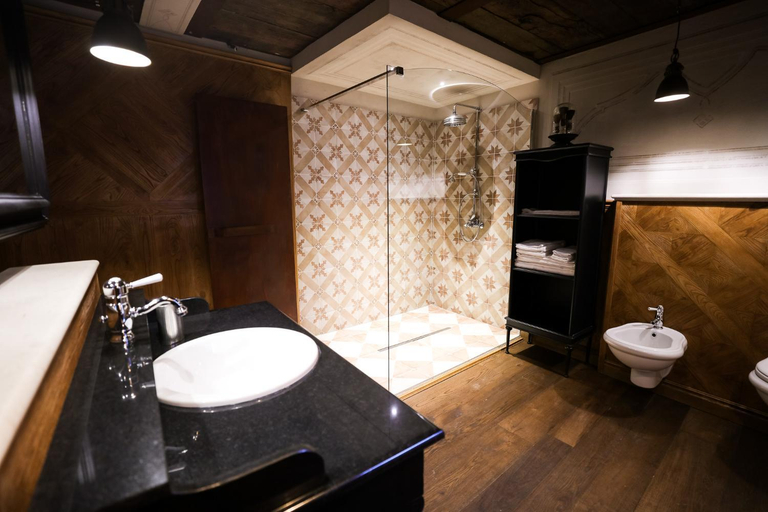 Bathroom 5, La Piazzetta degli Artisti - Boutique B&B, Cuneo