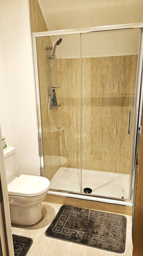 Bathroom 4, Impeccable 2-bed House in Basildon, Essex