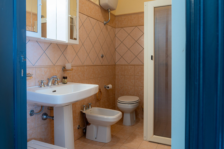 Bathroom 5, HOTEL LE MACINE, Lecce