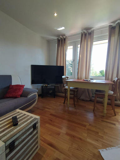 Others 4, GL Single Town Apartment, Wiesbaden