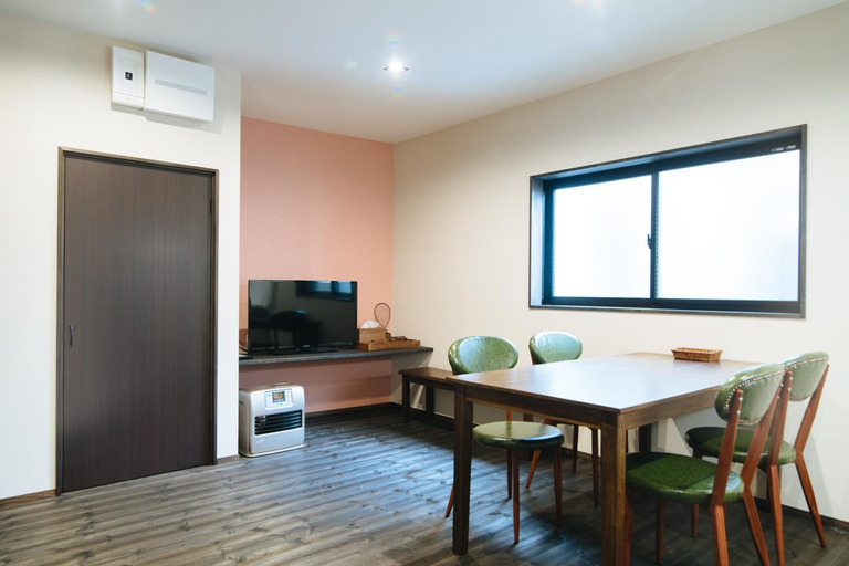 Dining Room 7