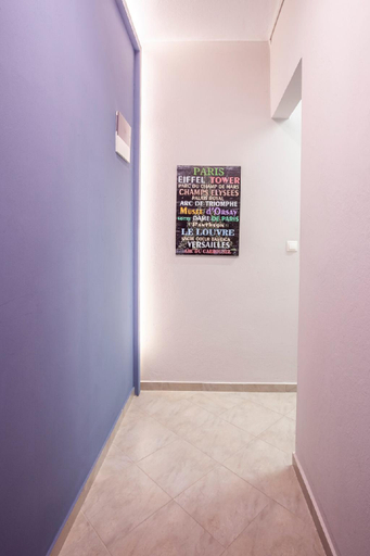Others 5, Be Queen-Your Urban Stay, Central Macedonia